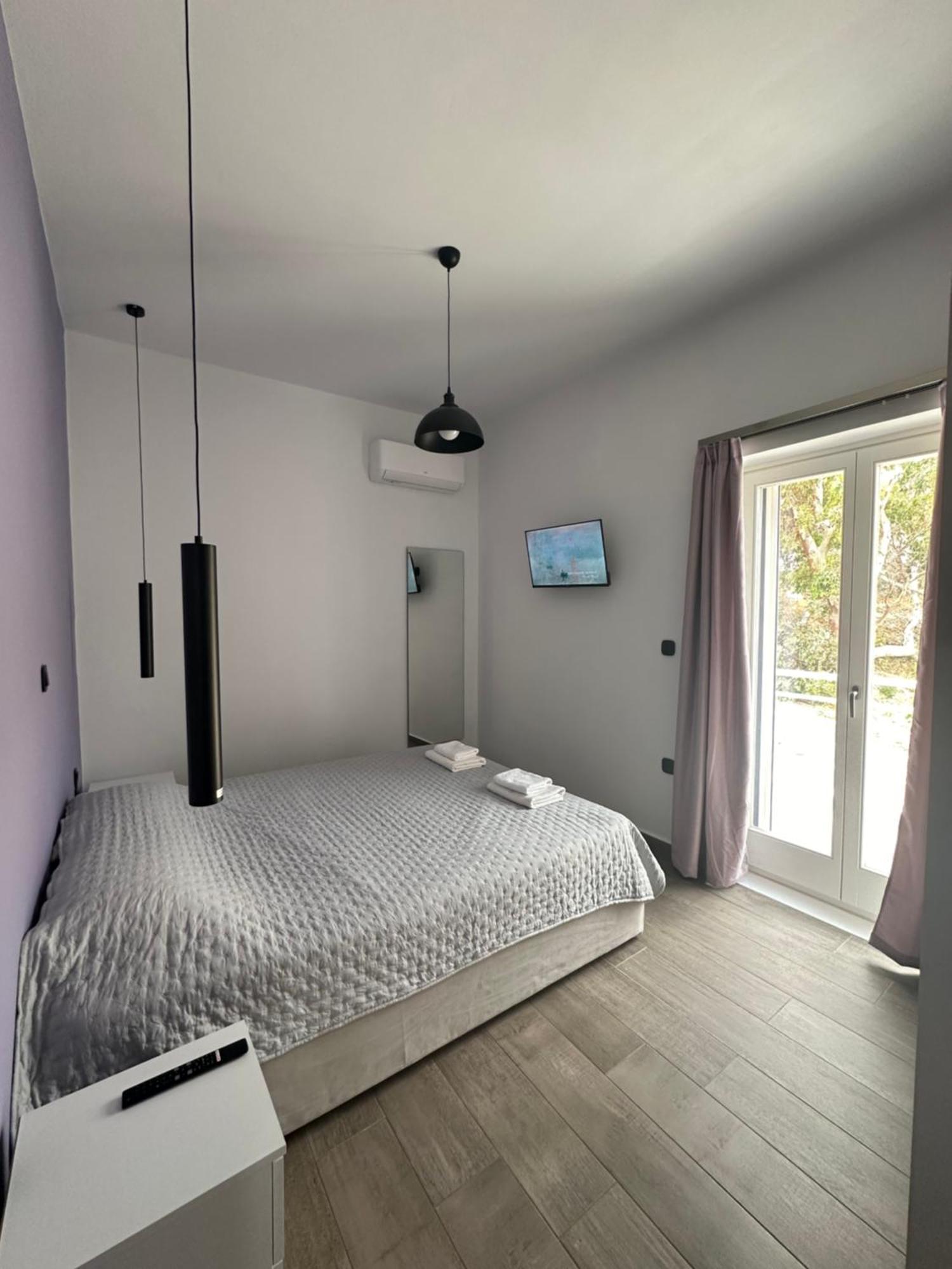 Kli9 Apartment Ермополи Екстериор снимка