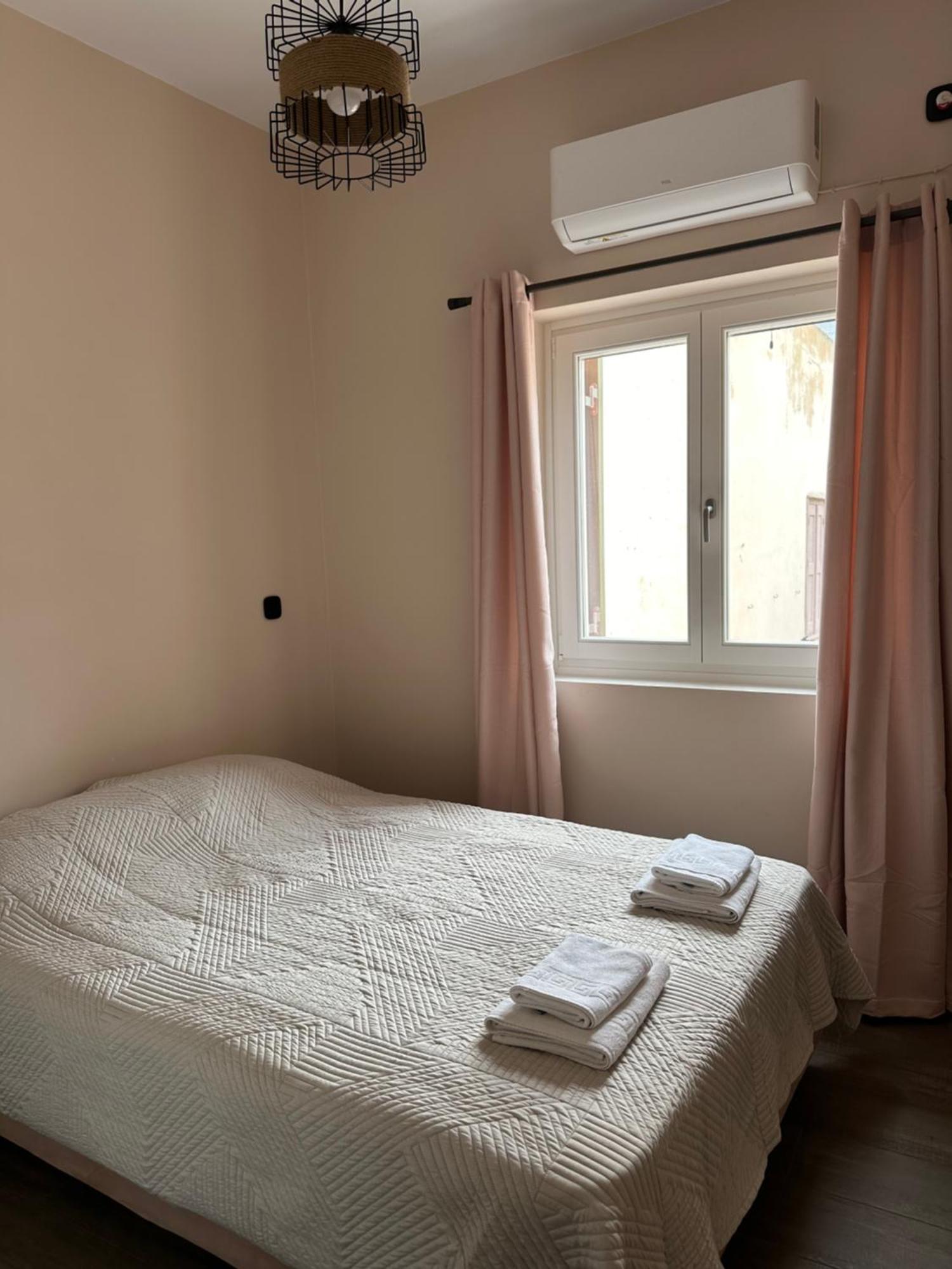Kli9 Apartment Ермополи Екстериор снимка
