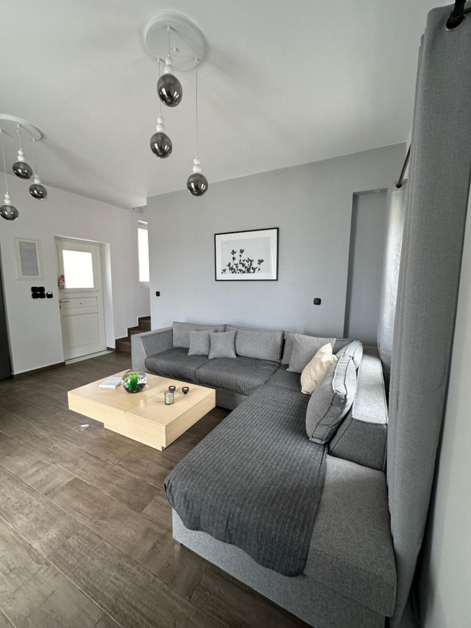 Kli9 Apartment Ермополи Екстериор снимка